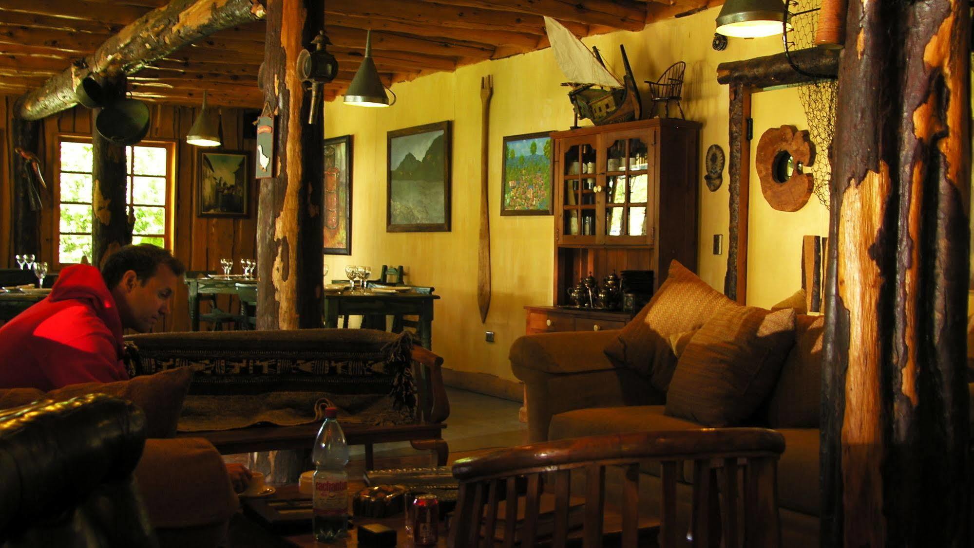 Hotel El Barranco Futaleufu Luaran gambar