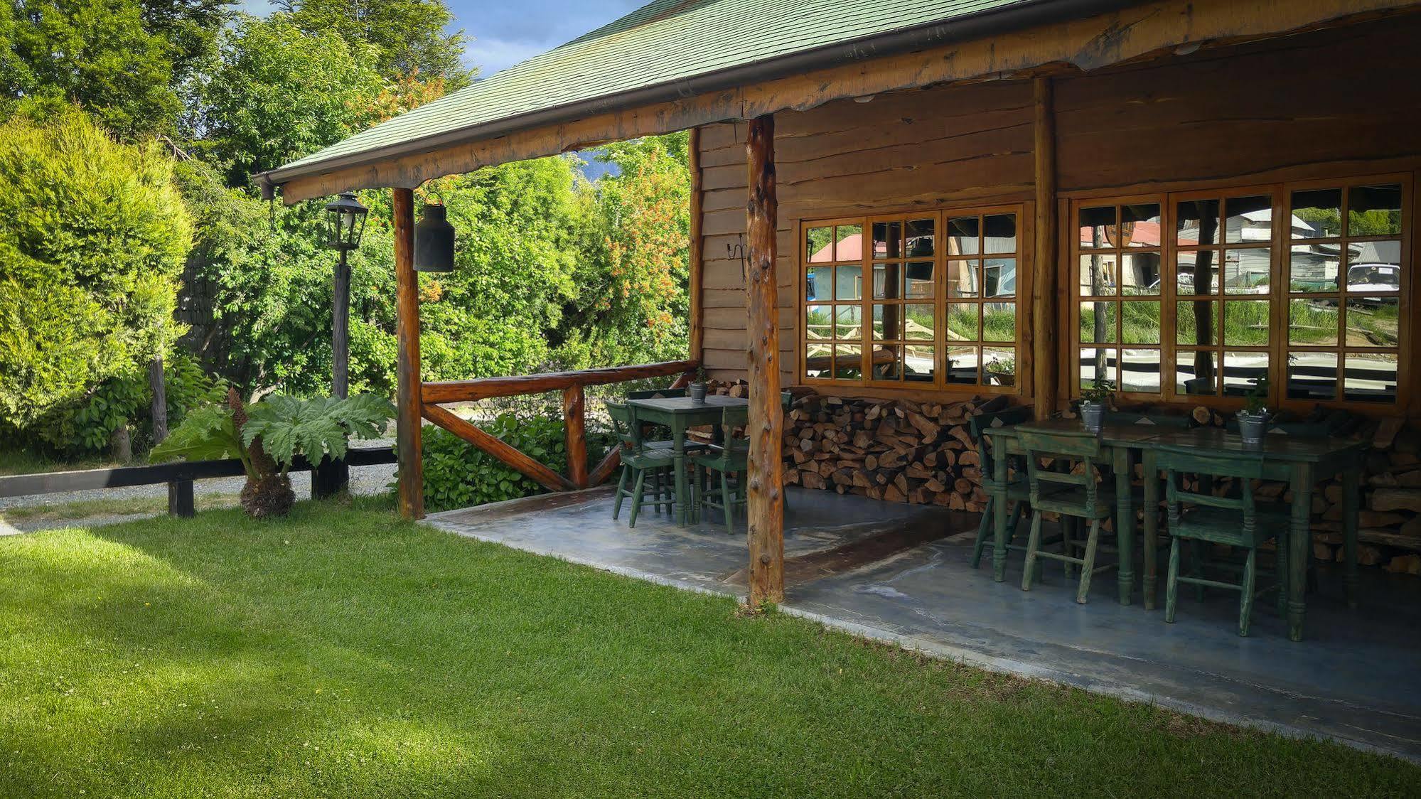 Hotel El Barranco Futaleufu Luaran gambar